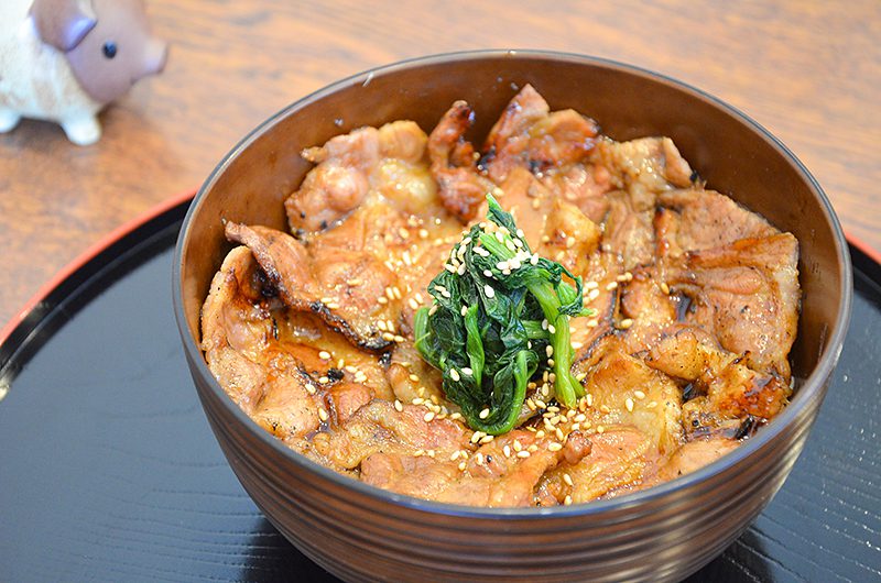 豚丼 じゅじゅ庵の写真（公式サイトより）